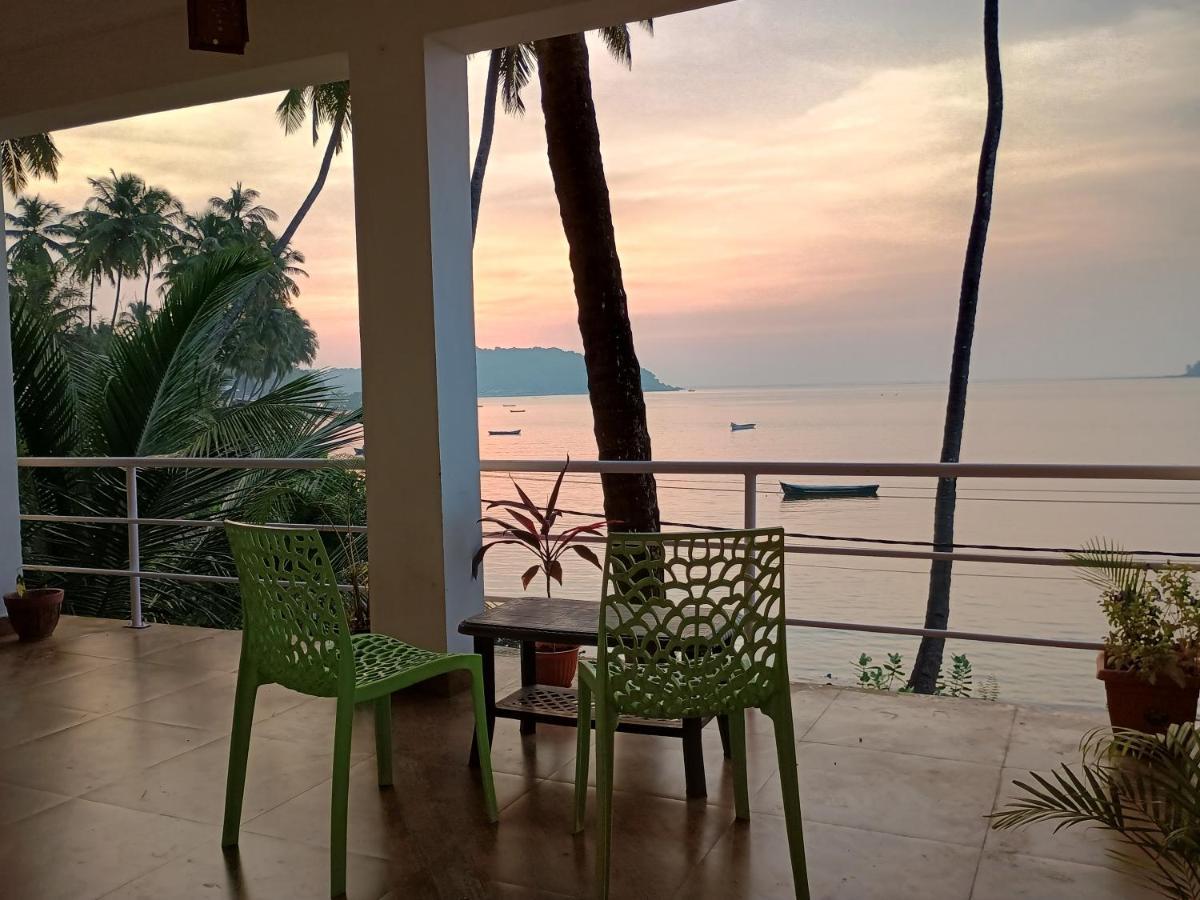 Gs Home On The Bay - Super Sea View Glass Studio Apartment Vagator Exterior foto